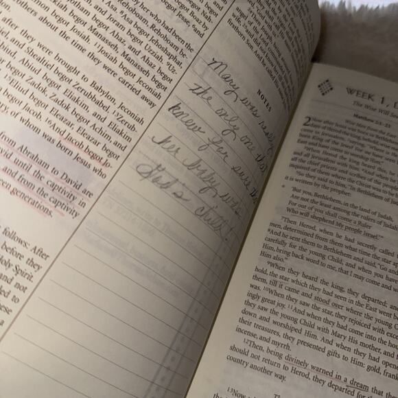 NKJV New Testament Note Worthy Collection Leather Bound GOOD w 12 USED Pages - Picture 9 of 16